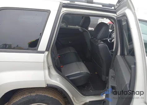 2009 Jeep Grand Cherokee Laredo z USA, uszkodzony, nr VIN 1J8GR48K19C527910